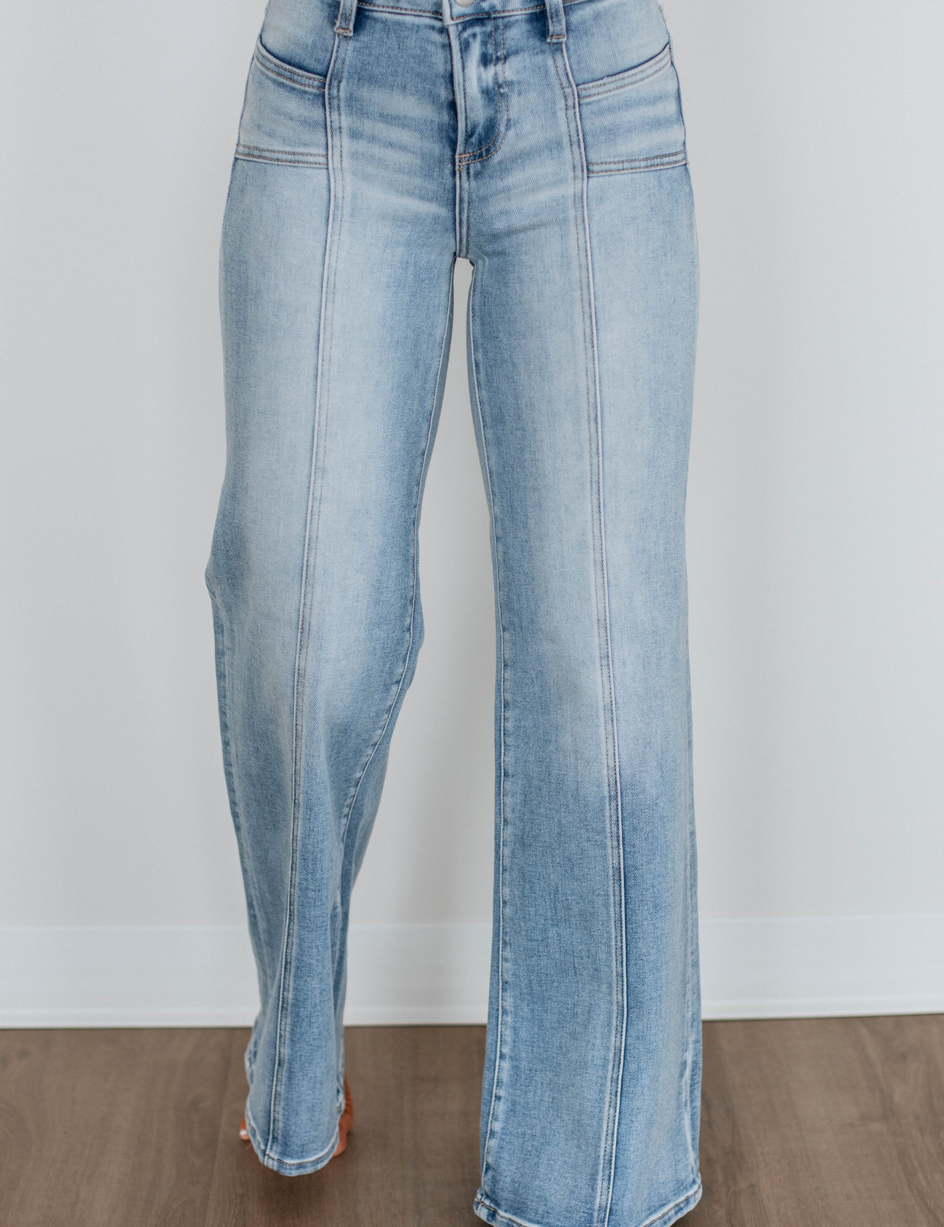 Rozlyn Risen Jeans - Medium Wash